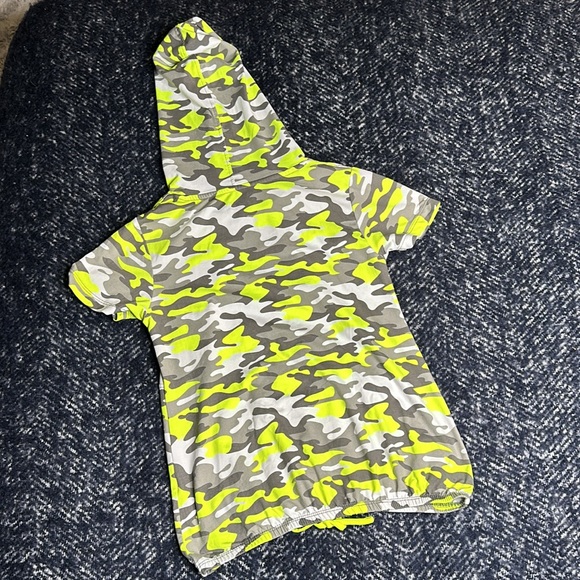 Dream Star fierce 7/8 neon camo short sleeve hoodie shirt - Picture 7 of 7